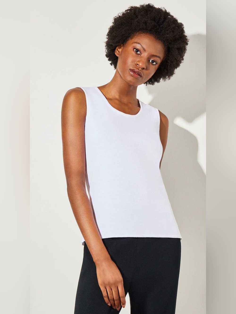 🤍Ming Wang White Sleeveless Scoop Neck Tank🤍